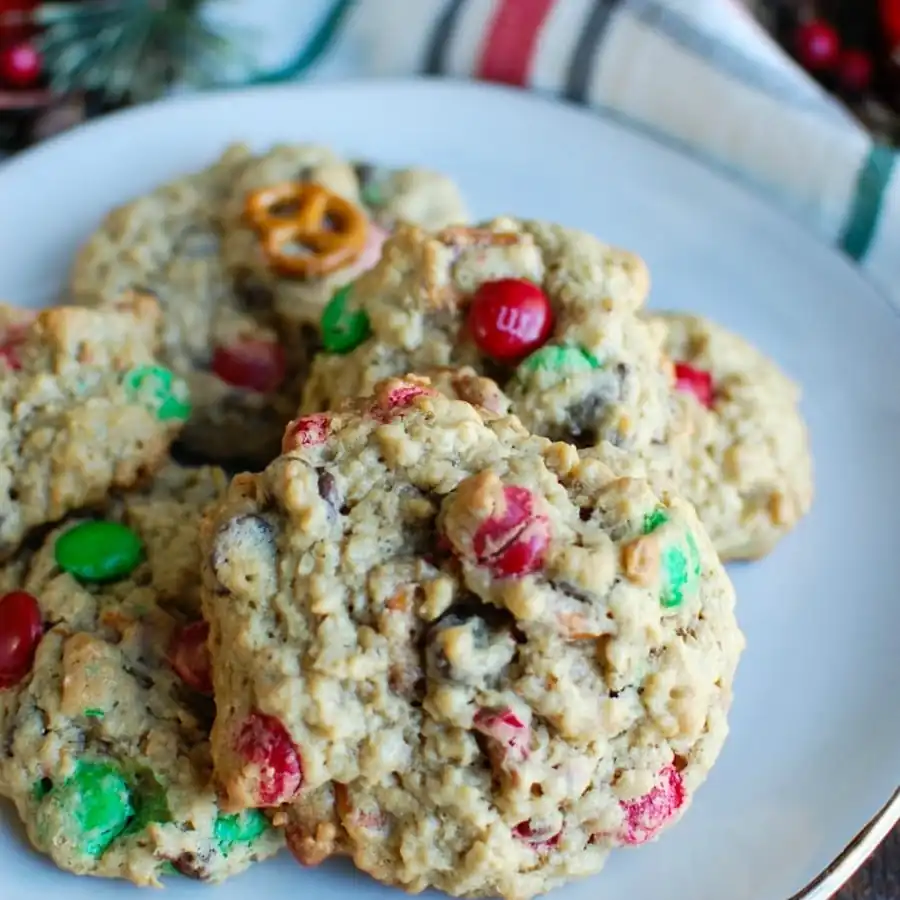 PB Pretzel Chocolate Chip Cookies – Crunchy & Chewy